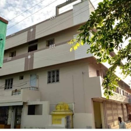 Sri Vari Residency Hostel Vellore Exterior photo