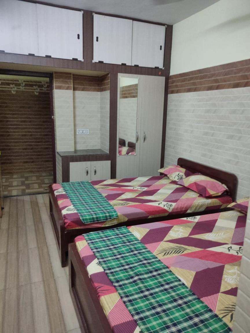 Sri Vari Residency Hostel Vellore Exterior photo